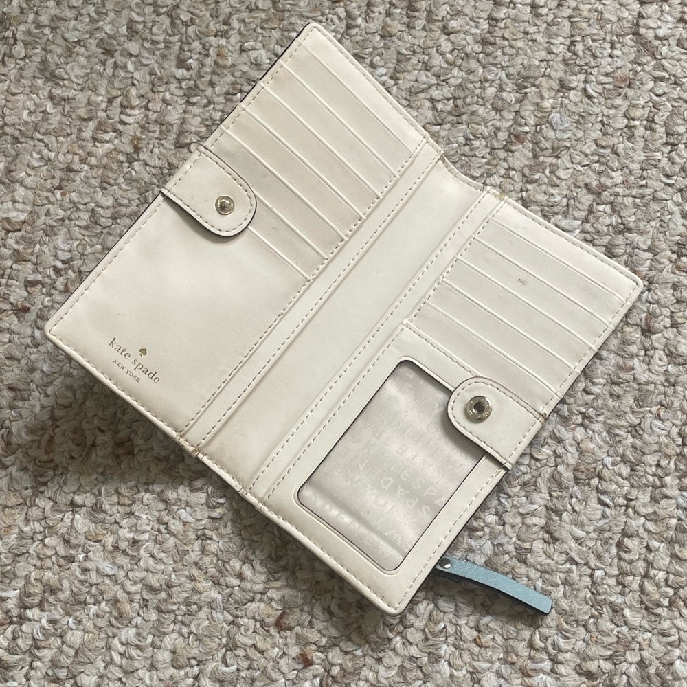 Kate Spade Wallet - Picture 2 of 3